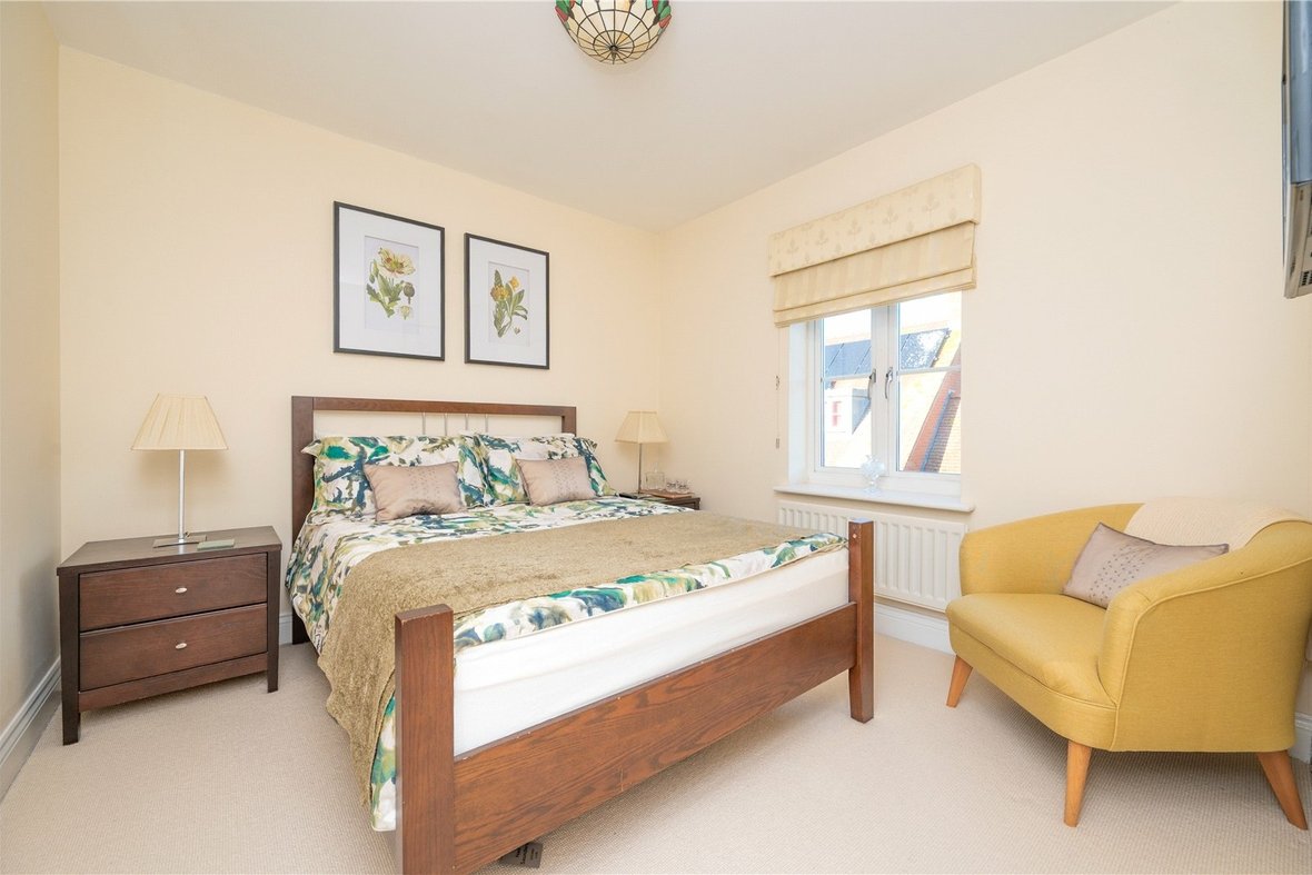 4 Bedroom House New InstructionHouse New Instruction in Devon Mead, Hatfield, Hertfordshire - View 10 - Collinson Hall