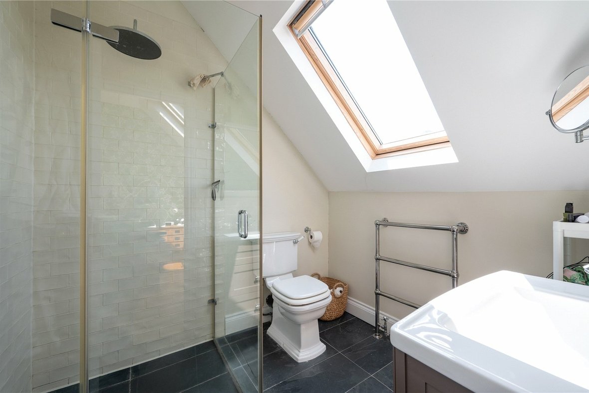 6 Bedroom House Let AgreedHouse Let Agreed in Carlisle Avenue, St. Albans, Hertfordshire - View 32 - Collinson Hall