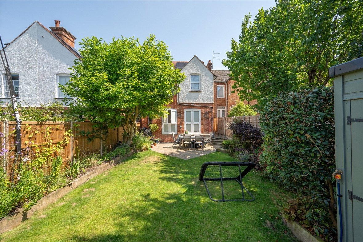 6 Bedroom House Let AgreedHouse Let Agreed in Carlisle Avenue, St. Albans, Hertfordshire - View 6 - Collinson Hall
