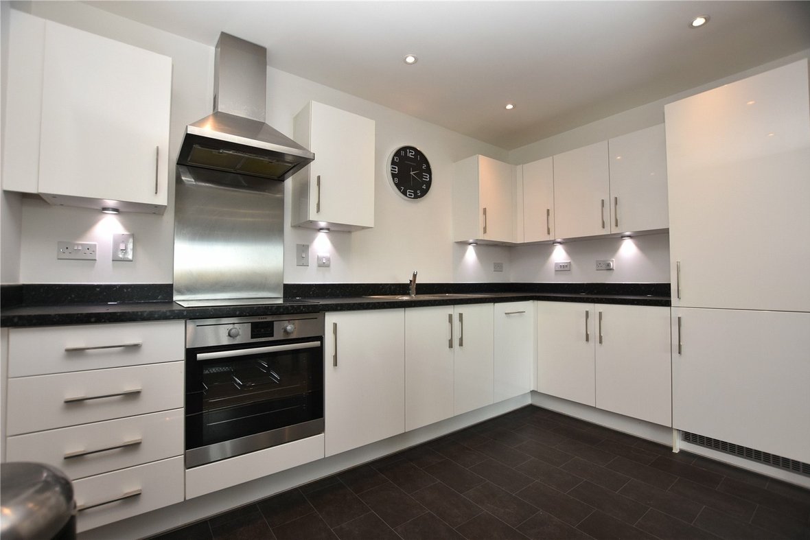 2 Bedroom Apartment Let Agreed in Charrington Place, St. Albans, Hertfordshire - View 2 - Collinson Hall