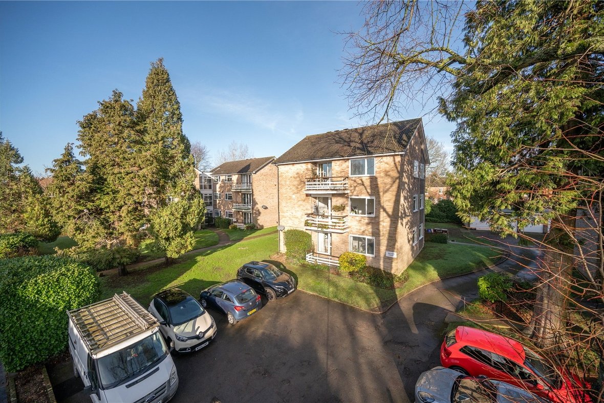 3 Bedroom Apartment New InstructionApartment New Instruction in Avenue Road, St. Albans, Hertfordshire - View 14 - Collinson Hall