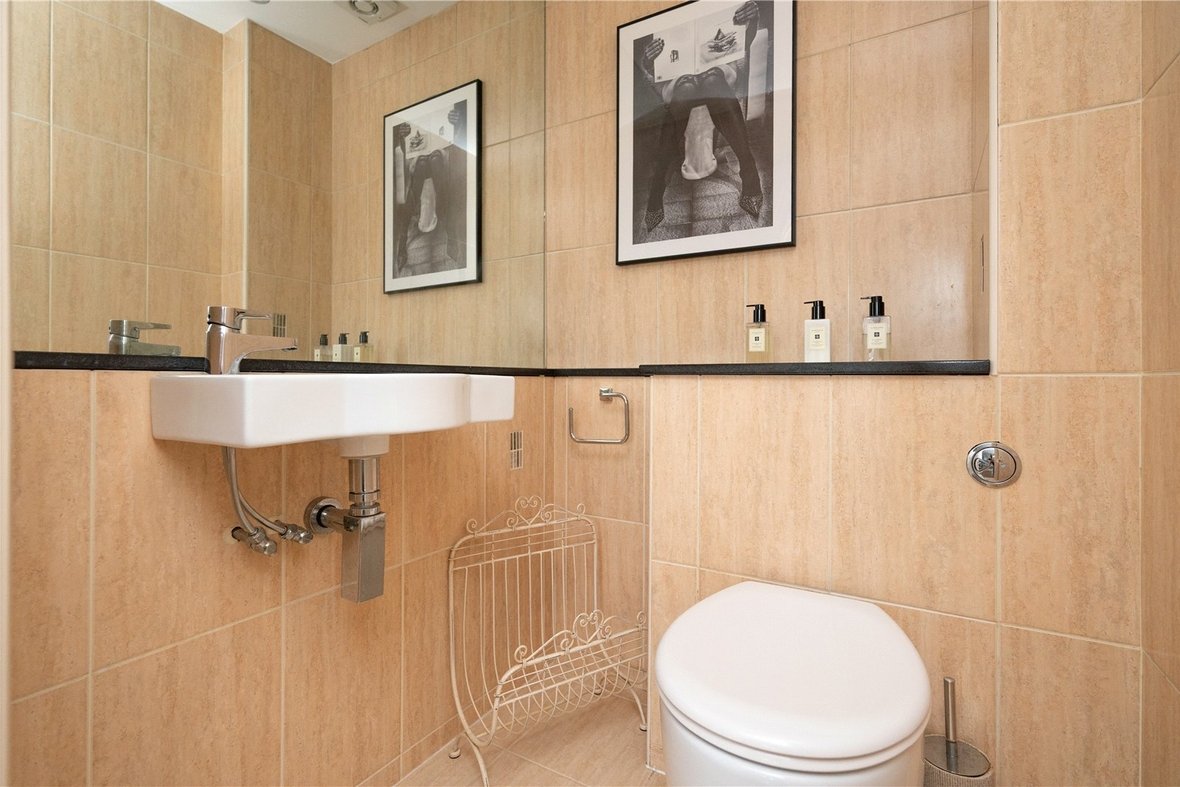 3 Bedroom House New InstructionHouse New Instruction in Coursers Road, Colney Heath, St. Albans - View 24 - Collinson Hall