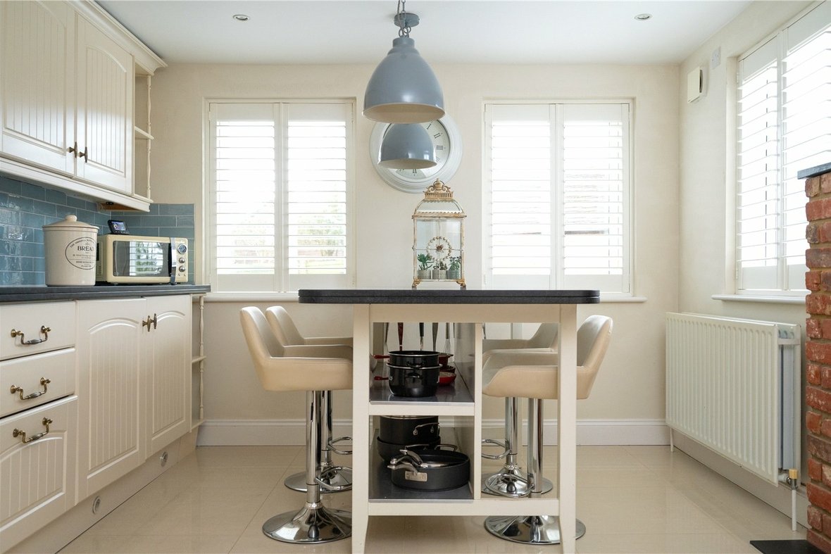 3 Bedroom House New InstructionHouse New Instruction in Coursers Road, Colney Heath, St. Albans - View 23 - Collinson Hall