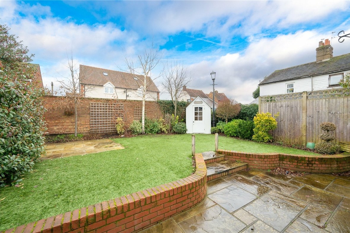 3 Bedroom House New InstructionHouse New Instruction in Coursers Road, Colney Heath, St. Albans - View 19 - Collinson Hall