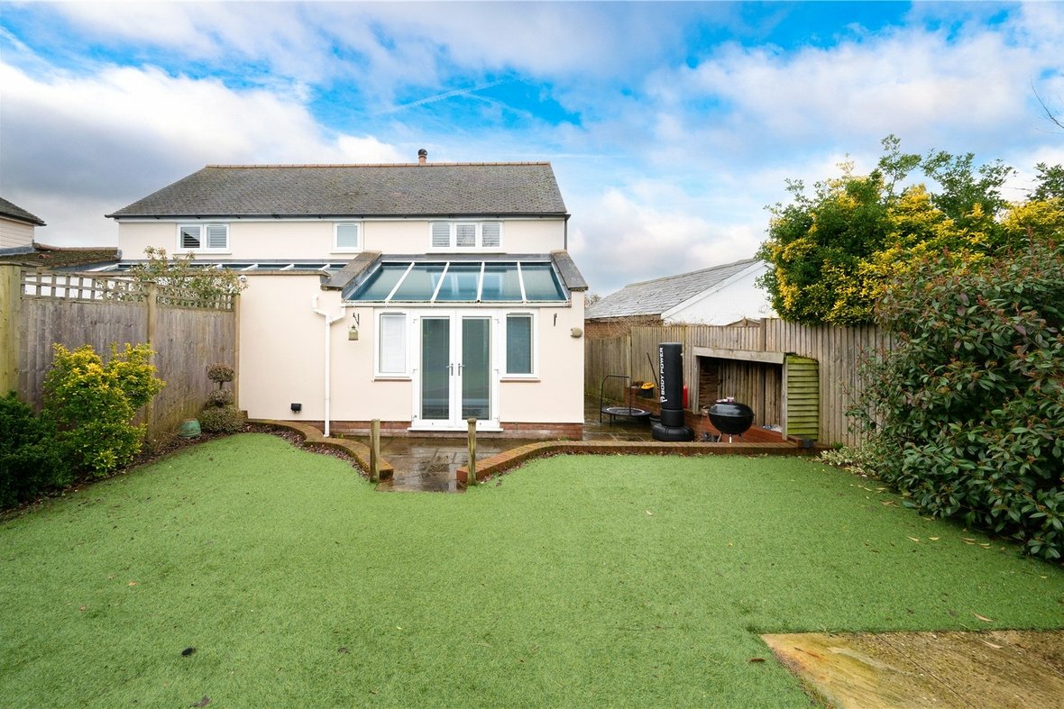 3 Bedroom House New InstructionHouse New Instruction in Coursers Road, Colney Heath, St. Albans - View 25 - Collinson Hall