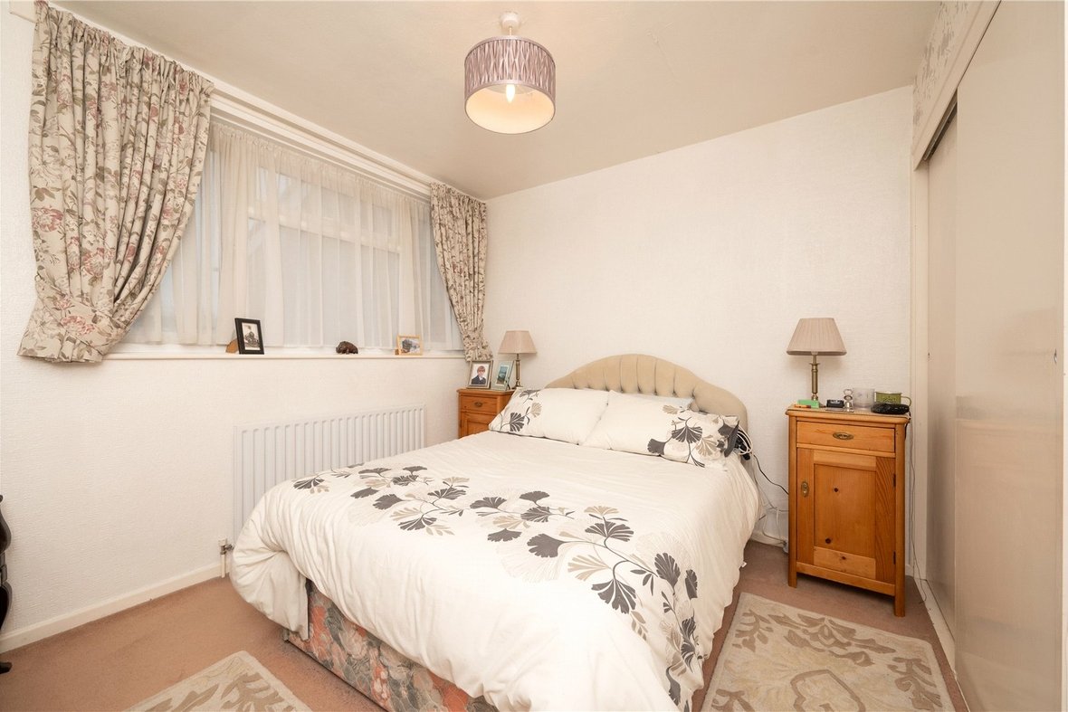 3 Bedroom House Sold Subject to ContractHouse Sold Subject to Contract in New House Park, St. Albans, Hertfordshire - View 11 - Collinson Hall