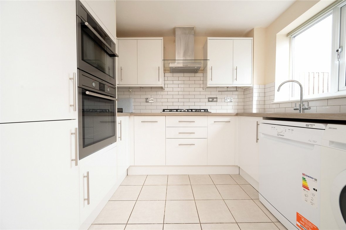 3 Bedroom House For SaleHouse For Sale in Harvesters, St. Albans, Hertfordshire - View 11 - Collinson Hall