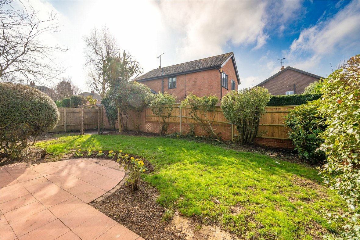 3 Bedroom House New InstructionHouse New Instruction in Long Fallow, St. Albans, Hertfordshire - View 14 - Collinson Hall