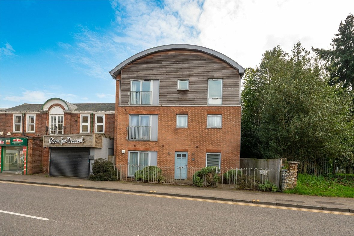 2 Bedroom Apartment New InstructionApartment New Instruction in Hatfield Road, St. Albans, Hertfordshire - View 16 - Collinson Hall