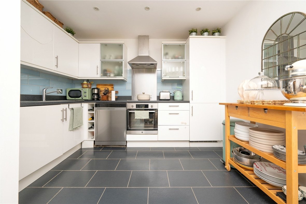 2 Bedroom Apartment New InstructionApartment New Instruction in Hatfield Road, St. Albans, Hertfordshire - View 3 - Collinson Hall