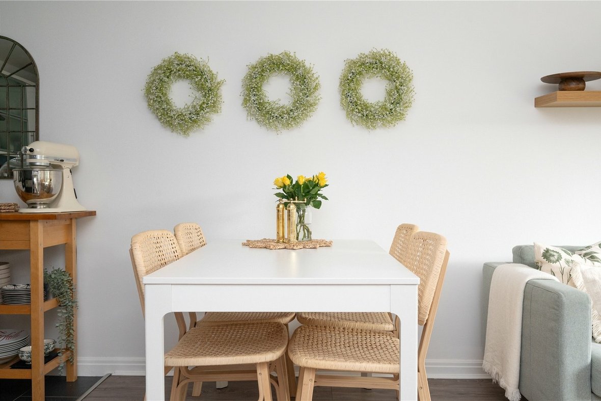 2 Bedroom Apartment New InstructionApartment New Instruction in Hatfield Road, St. Albans, Hertfordshire - View 13 - Collinson Hall