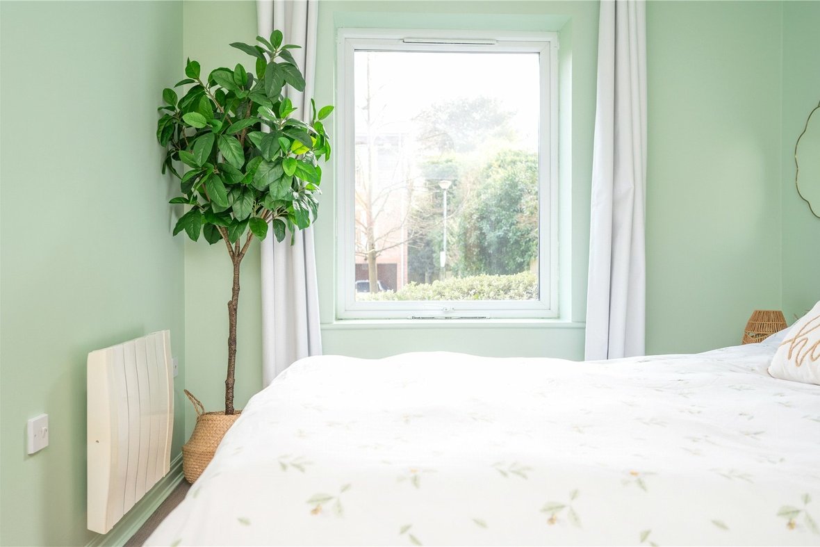 2 Bedroom Apartment New InstructionApartment New Instruction in Hatfield Road, St. Albans, Hertfordshire - View 14 - Collinson Hall