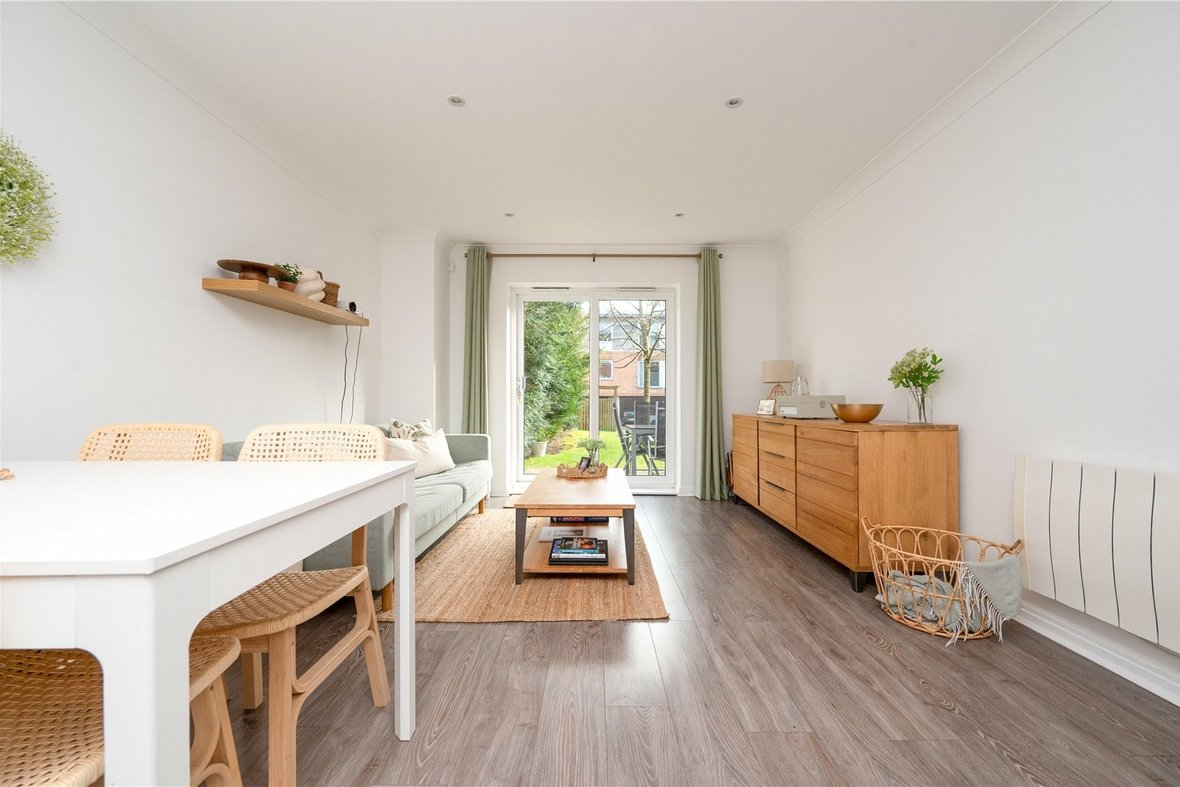 2 Bedroom Apartment New InstructionApartment New Instruction in Hatfield Road, St. Albans, Hertfordshire - View 11 - Collinson Hall