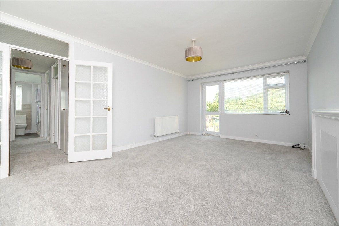 2 Bedroom Apartment To LetApartment To Let in Cumberland Court, Carlisle Avenue, St. Albans - View 2 - Collinson Hall