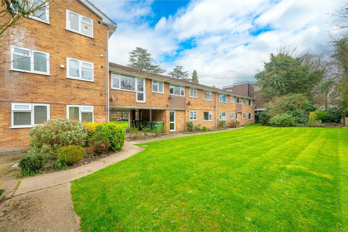 2 Bedroom Apartment To LetApartment To Let in Cumberland Court, Carlisle Avenue, St. Albans - View 1 - Collinson Hall