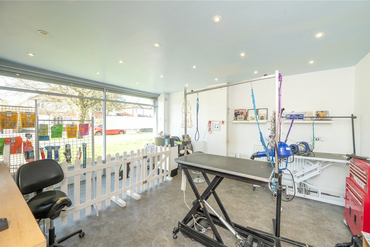 3 Bedroom House Sold Subject to ContractHouse Sold Subject to Contract in Vesta Avenue, St. Albans, Hertfordshire - View 16 - Collinson Hall