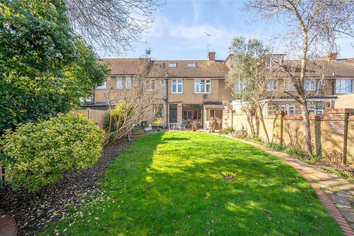 3 Bedroom House New InstructionHouse New Instruction in Vesta Avenue, St. Albans, Hertfordshire - View 9 - Collinson Hall