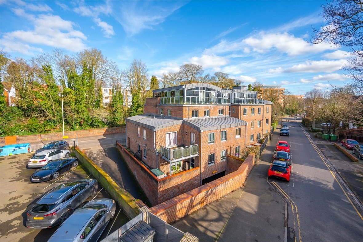 2 Bedroom Apartment New InstructionApartment New Instruction in London Road, St. Albans, Hertfordshire - View 16 - Collinson Hall