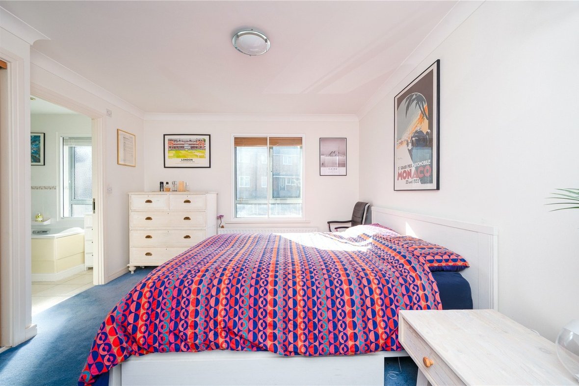2 Bedroom Apartment New InstructionApartment New Instruction in London Road, St. Albans, Hertfordshire - View 15 - Collinson Hall
