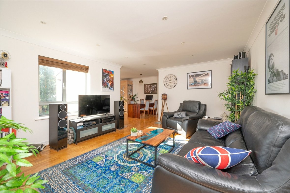 2 Bedroom Apartment New InstructionApartment New Instruction in London Road, St. Albans, Hertfordshire - View 2 - Collinson Hall