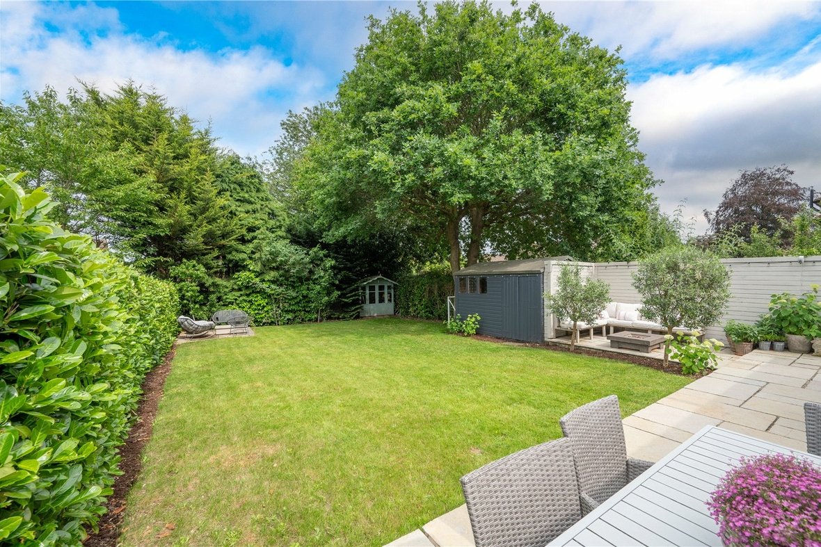 5 Bedroom House New InstructionHouse New Instruction in Berners Drive, St. Albans, Hertfordshire - View 21 - Collinson Hall