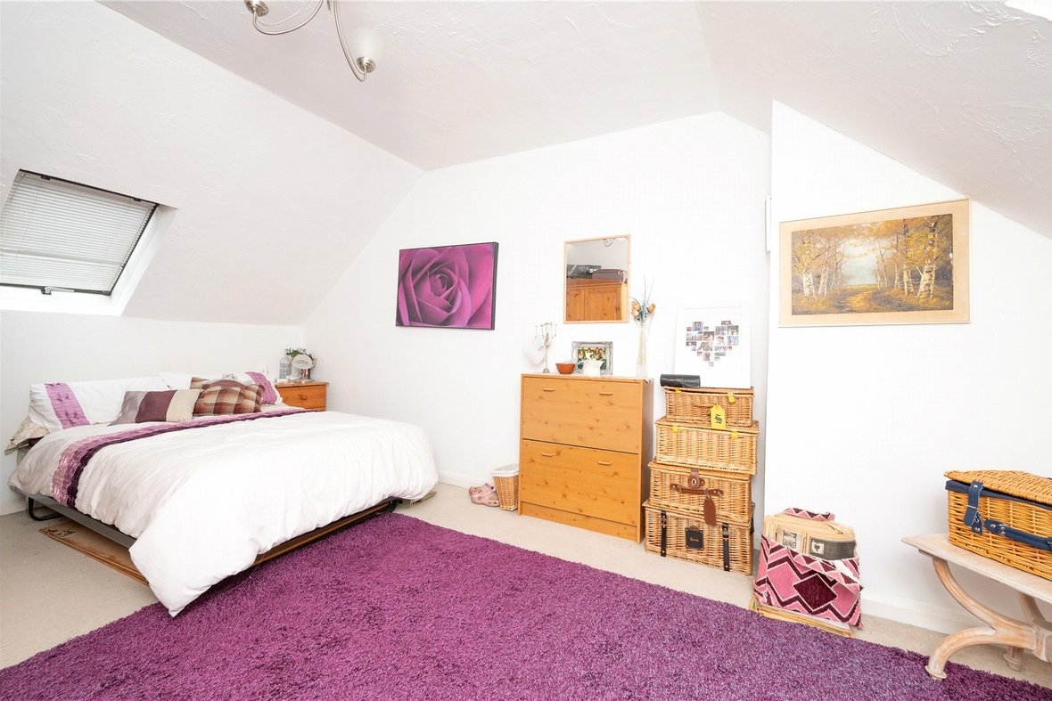 3 Bedroom House New InstructionHouse New Instruction in The Mall, Park Street, St. Albans - View 7 - Collinson Hall