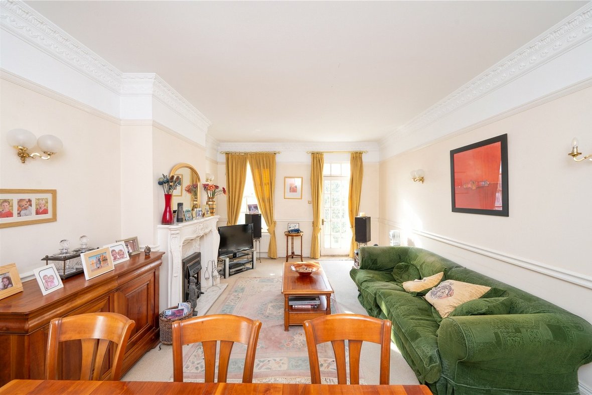 2 Bedroom Apartment New InstructionApartment New Instruction in Highfield Hall Highfield Lane, Tyttenhanger, St. Albans - View 10 - Collinson Hall