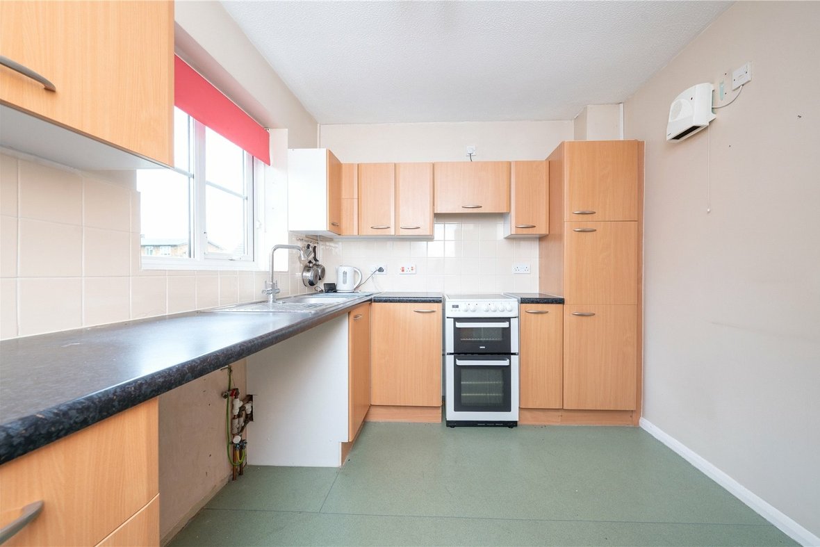 2 Bedroom Maisonette New InstructionMaisonette New Instruction in De Havilland Way, Abbots Langley, Hertfordshire - View 12 - Collinson Hall