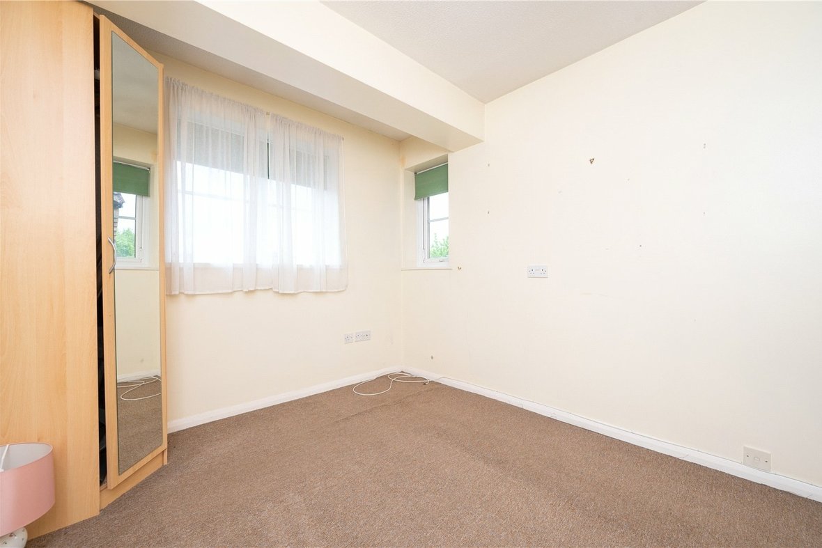 2 Bedroom Maisonette New InstructionMaisonette New Instruction in De Havilland Way, Abbots Langley, Hertfordshire - View 7 - Collinson Hall