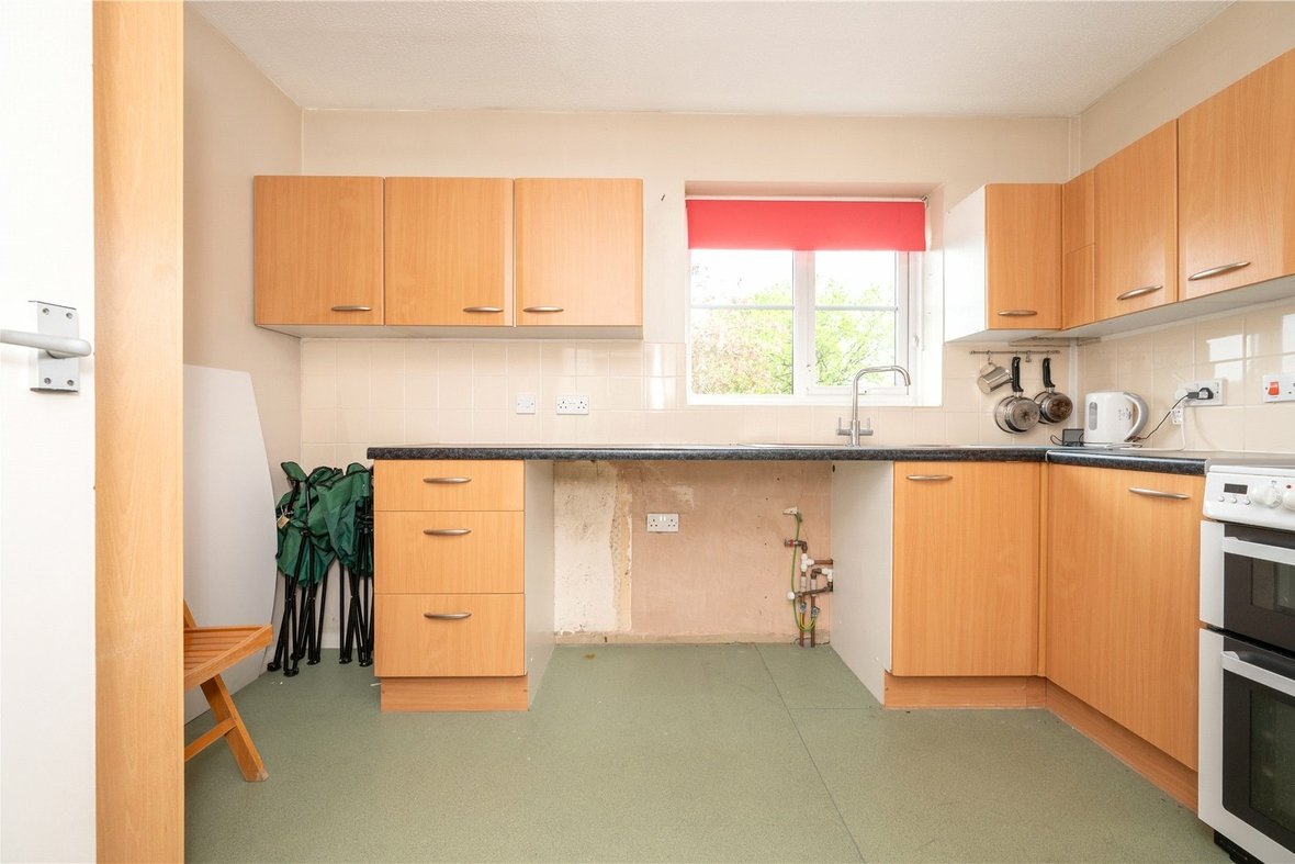 2 Bedroom Maisonette New InstructionMaisonette New Instruction in De Havilland Way, Abbots Langley, Hertfordshire - View 10 - Collinson Hall