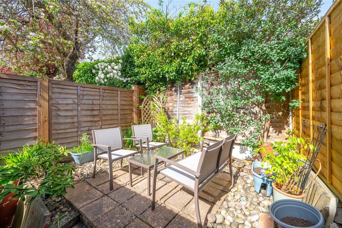 2 Bedroom House To LetHouse To Let in Bardwell Road, St. Albans, Hertfordshire - View 9 - Collinson Hall