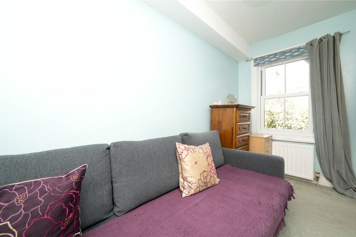 2 Bedroom House To LetHouse To Let in Bardwell Road, St. Albans, Hertfordshire - View 11 - Collinson Hall