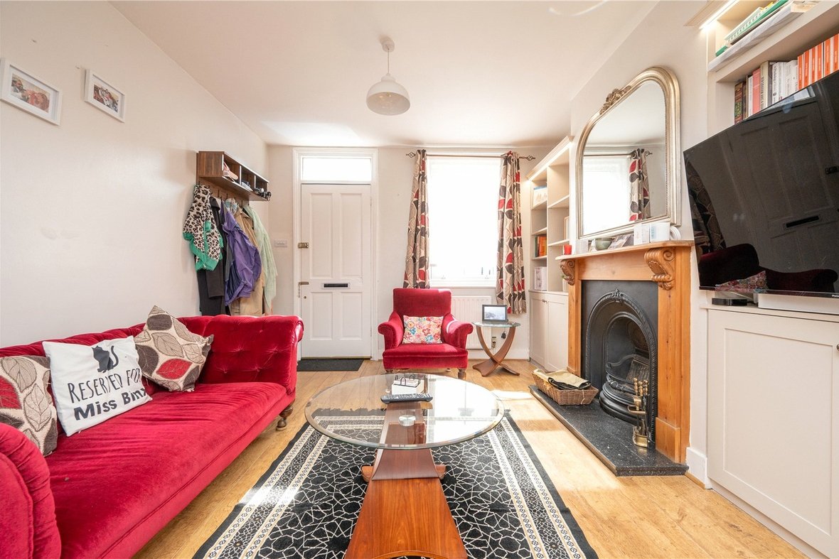 2 Bedroom House To LetHouse To Let in Bardwell Road, St. Albans, Hertfordshire - View 2 - Collinson Hall