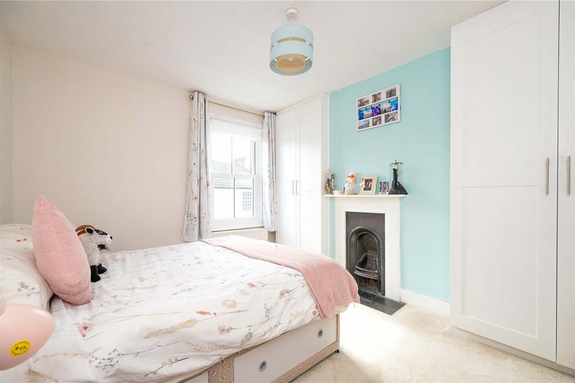 2 Bedroom House To LetHouse To Let in Bardwell Road, St. Albans, Hertfordshire - View 5 - Collinson Hall