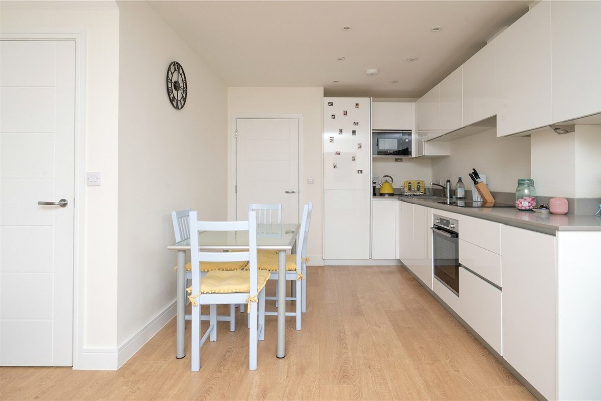 2 Bedroom  New Instruction New Instruction in Montague Close, Hatfield Road, St. Albans - View 12 - Collinson Hall