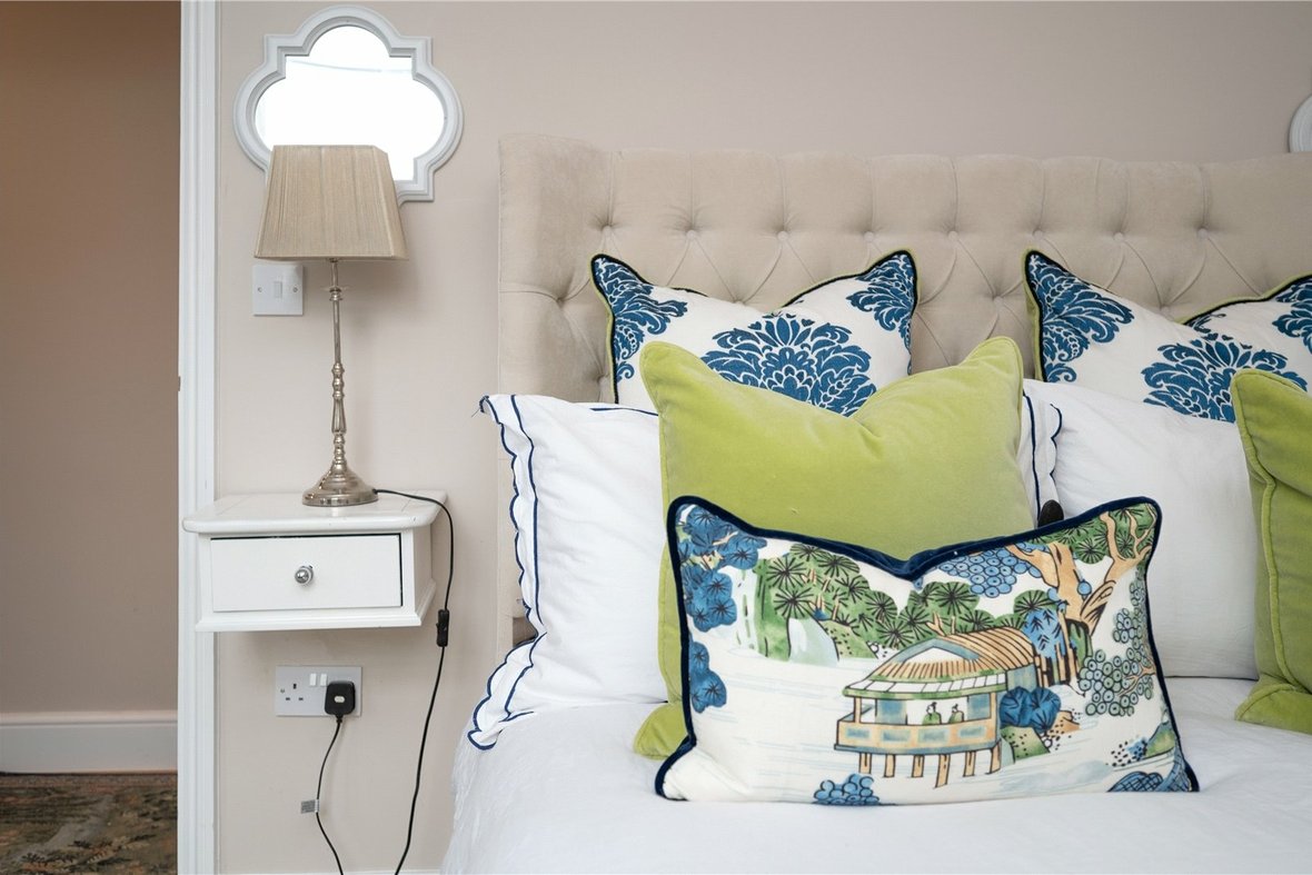 1 Bedroom Apartment New InstructionApartment New Instruction in Chequer Street, St. Albans, Hertfordshire - View 10 - Collinson Hall