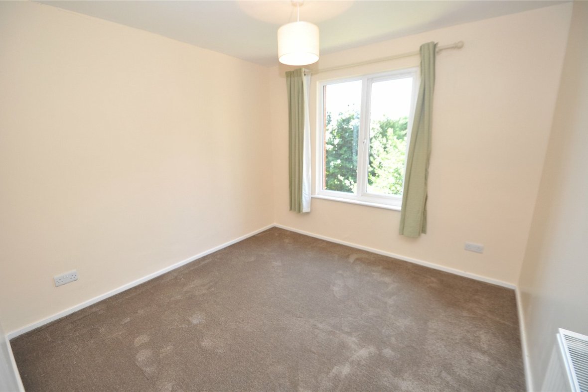 2 Bedroom Apartment Sold Subject to Contract in Avondale Court, Upper Lattimore Road, St. Albans - View 6 - Collinson Hall