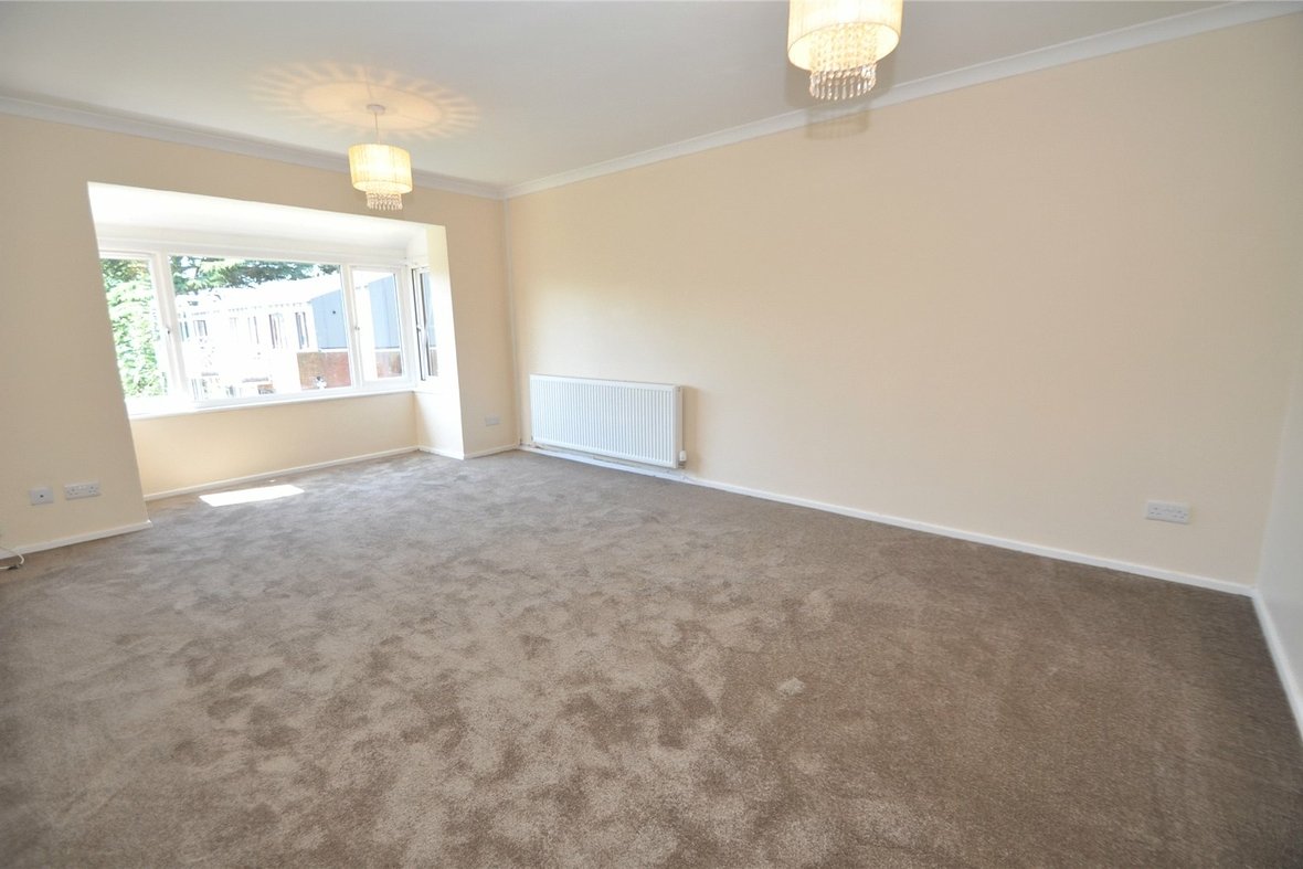 2 Bedroom Apartment Sold Subject to Contract in Avondale Court, Upper Lattimore Road, St. Albans - View 3 - Collinson Hall