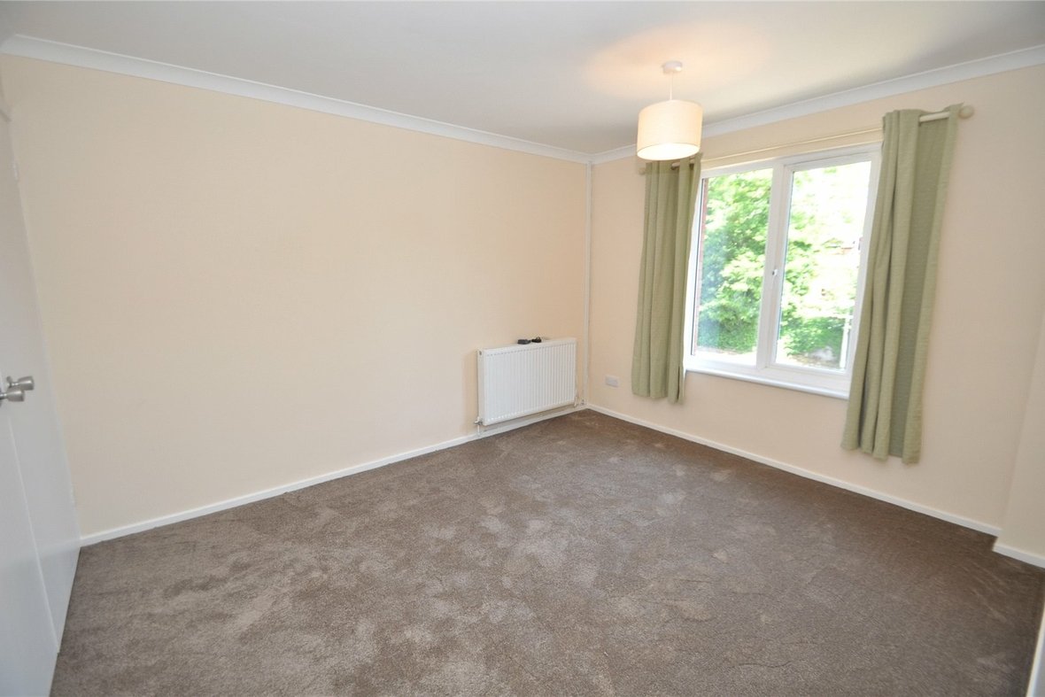 2 Bedroom Apartment Sold Subject to Contract in Avondale Court, Upper Lattimore Road, St. Albans - View 4 - Collinson Hall