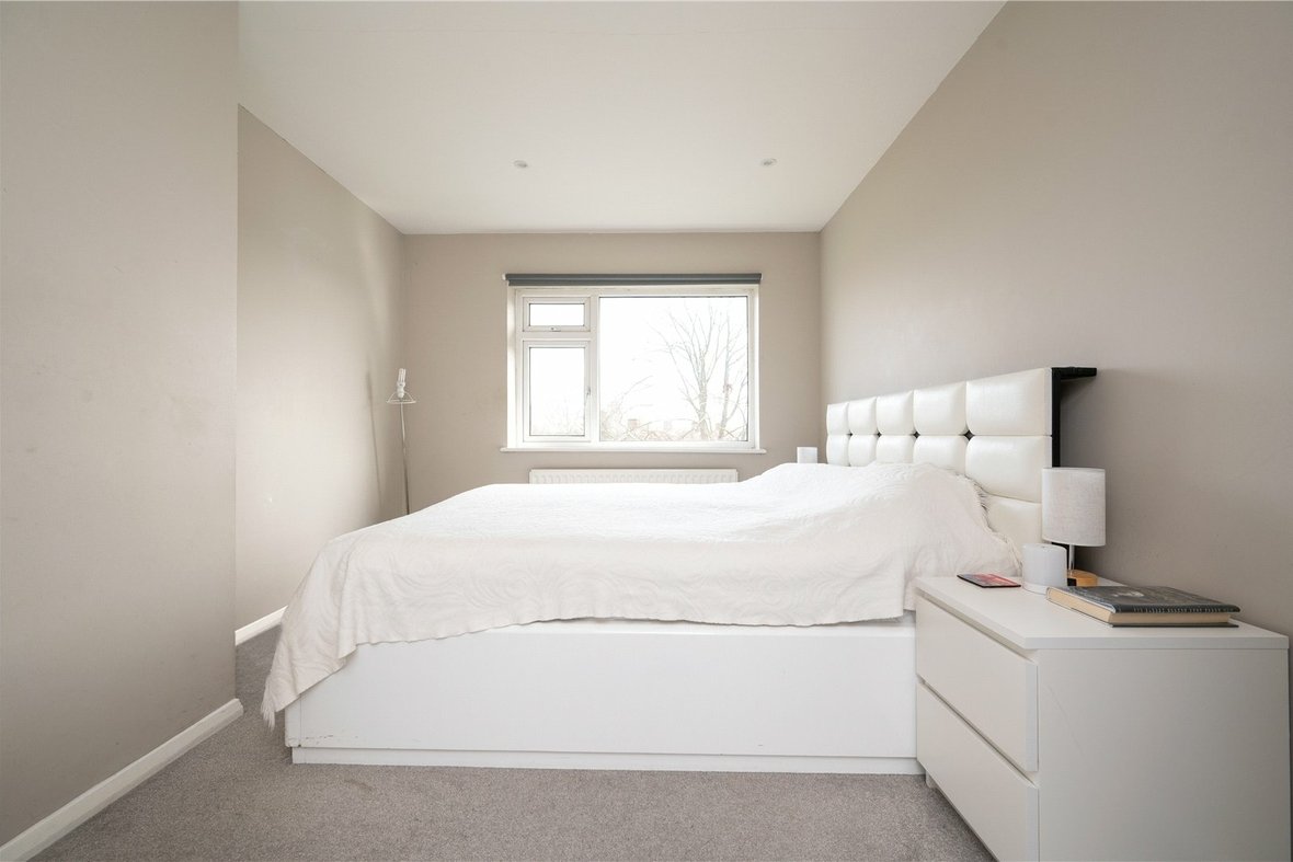 3 Bedroom Apartment New InstructionApartment New Instruction in Hughenden Road, St. Albans, Hertfordshire - View 4 - Collinson Hall