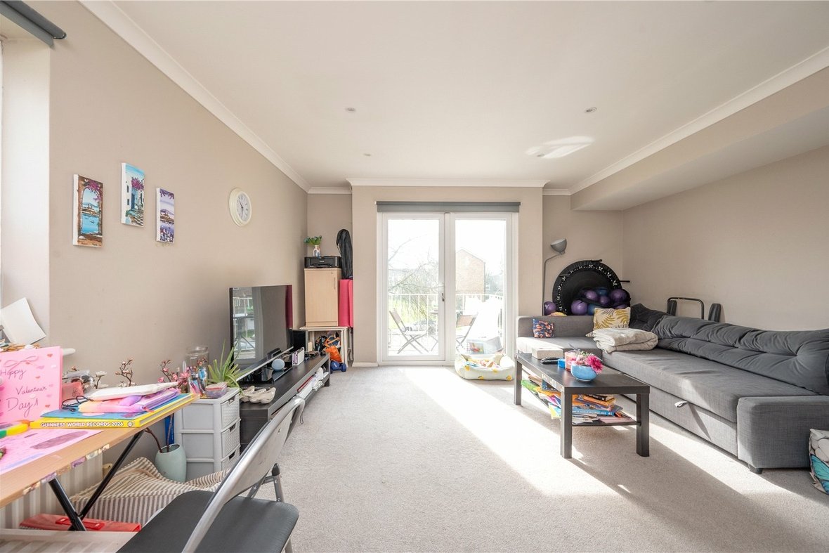 3 Bedroom Apartment New InstructionApartment New Instruction in Hughenden Road, St. Albans, Hertfordshire - View 2 - Collinson Hall