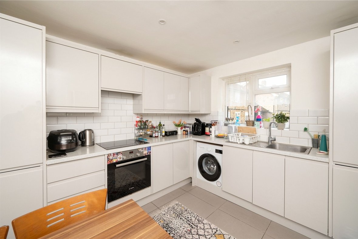 3 Bedroom Apartment New InstructionApartment New Instruction in Hughenden Road, St. Albans, Hertfordshire - View 13 - Collinson Hall