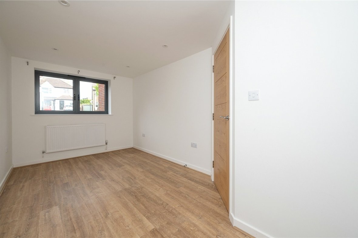2 Bedroom Apartment Let AgreedApartment Let Agreed in Ashfield Court, 102 Ashley Road, St Albans - View 11 - Collinson Hall