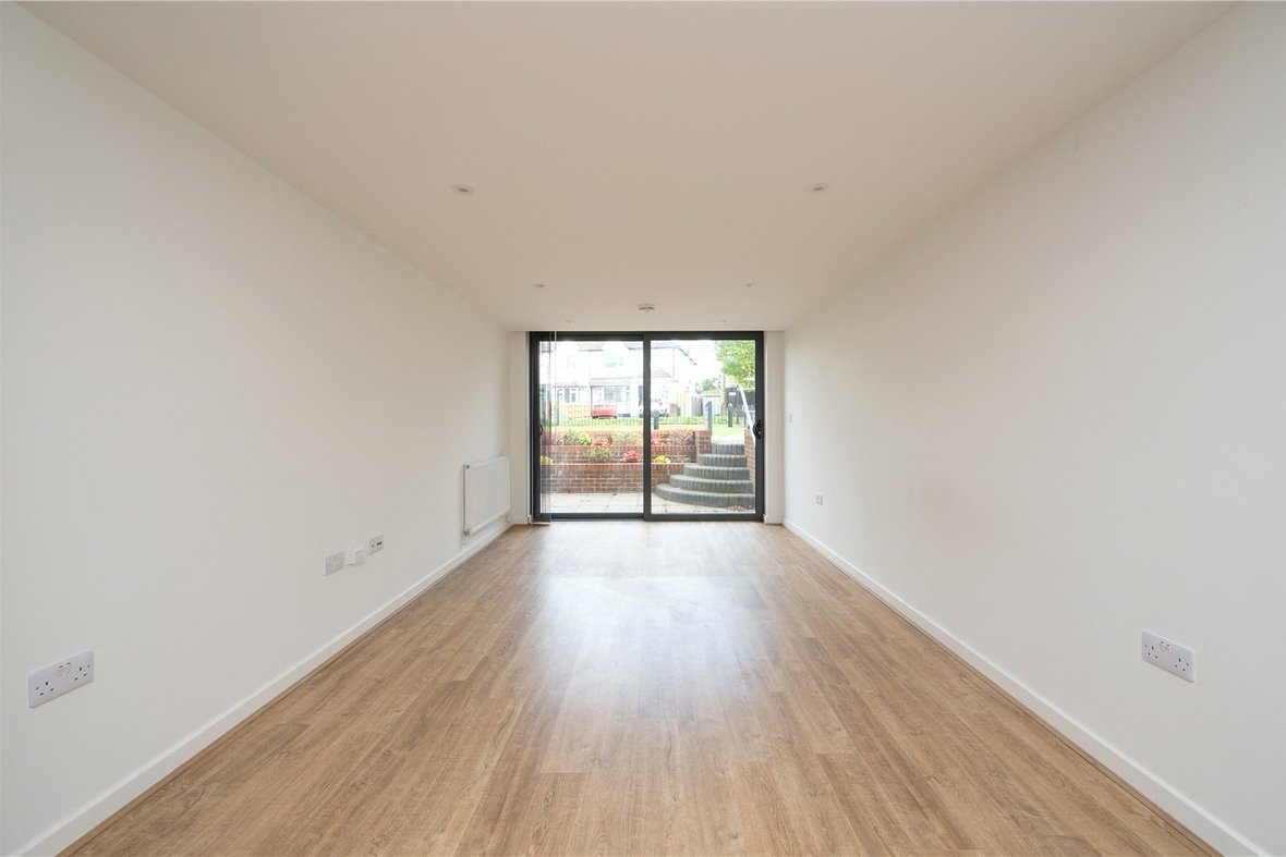 2 Bedroom Apartment Let AgreedApartment Let Agreed in Ashfield Court, 102 Ashley Road, St Albans - View 3 - Collinson Hall