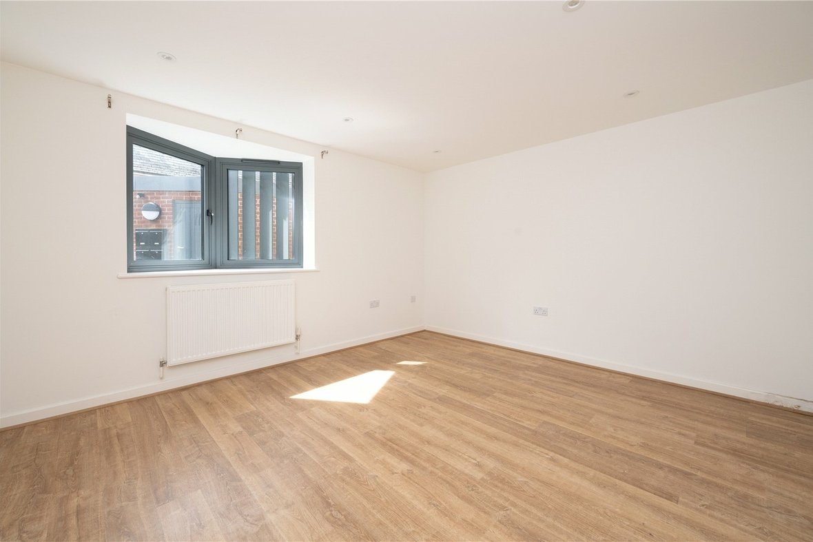 2 Bedroom Apartment Let AgreedApartment Let Agreed in Ashfield Court, 102 Ashley Road, St Albans - View 9 - Collinson Hall
