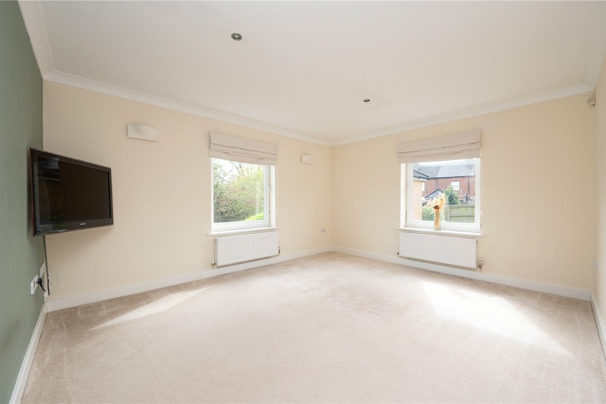 2 Bedroom Apartment New InstructionApartment New Instruction in Bakers Close, St. Albans, Hertfordshire - View 12 - Collinson Hall