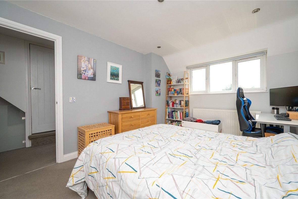 4 Bedroom House New InstructionHouse New Instruction in Buttermere Close, St Albans, Hertfordshire - View 8 - Collinson Hall