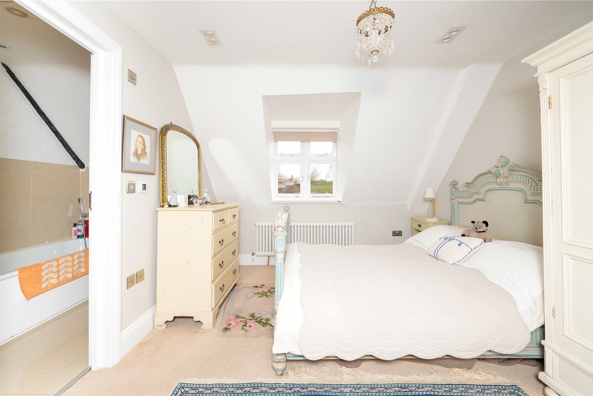 4 Bedroom House New InstructionHouse New Instruction in Fishpool Street, St. Albans, Hertfordshire - View 10 - Collinson Hall