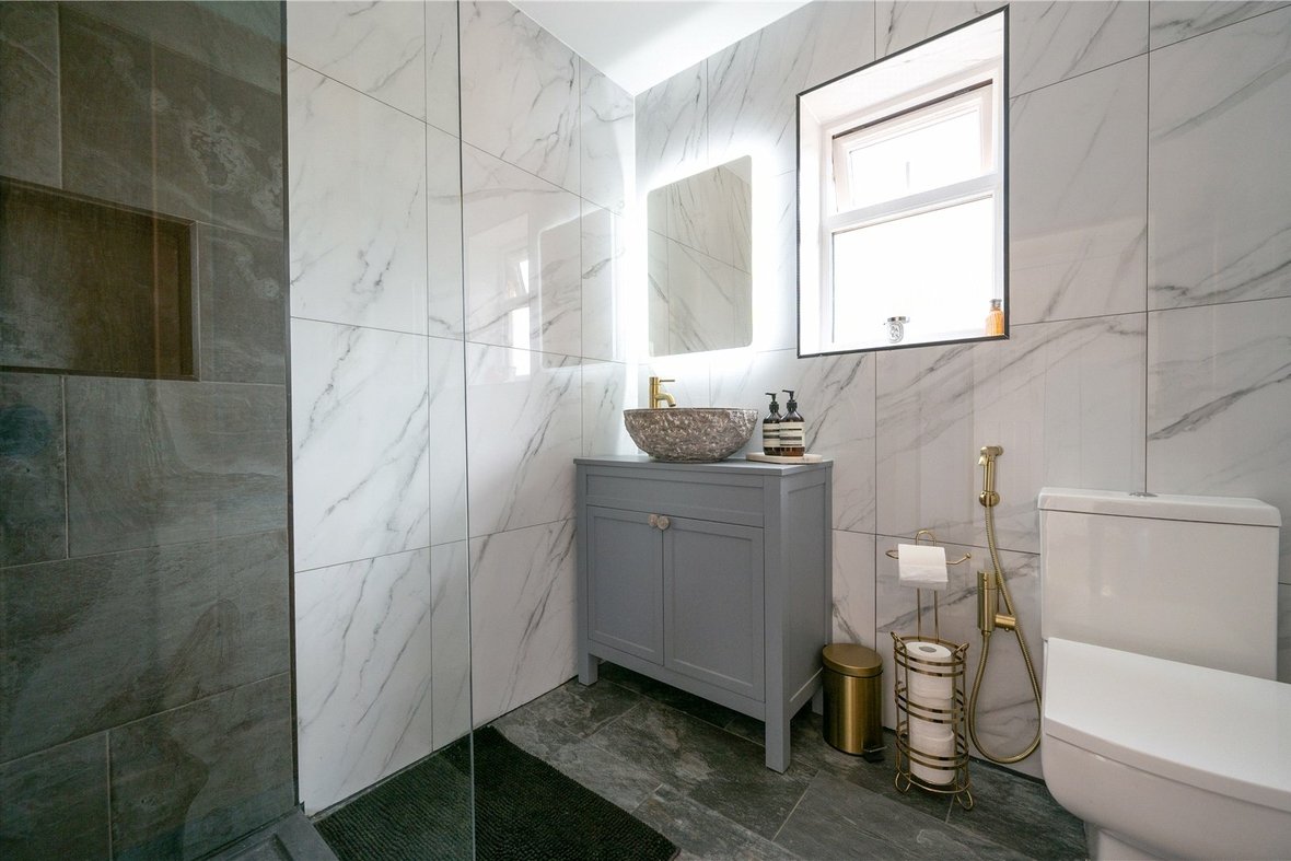 3 Bedroom House New InstructionHouse New Instruction in Chiswell Green Lane, St. Albans, Hertfordshire - View 11 - Collinson Hall