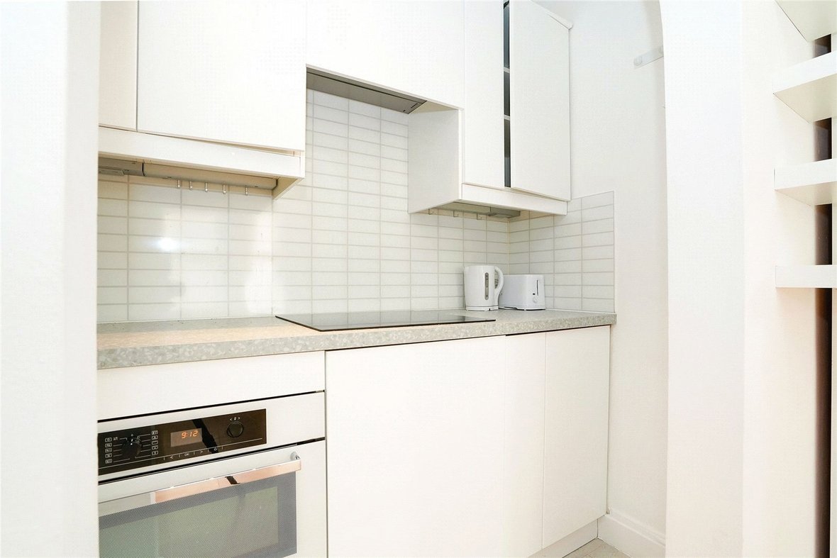 Apartment New Instruction in Cambridge Road, St. Albans, Hertfordshire - View 12 - Collinson Hall